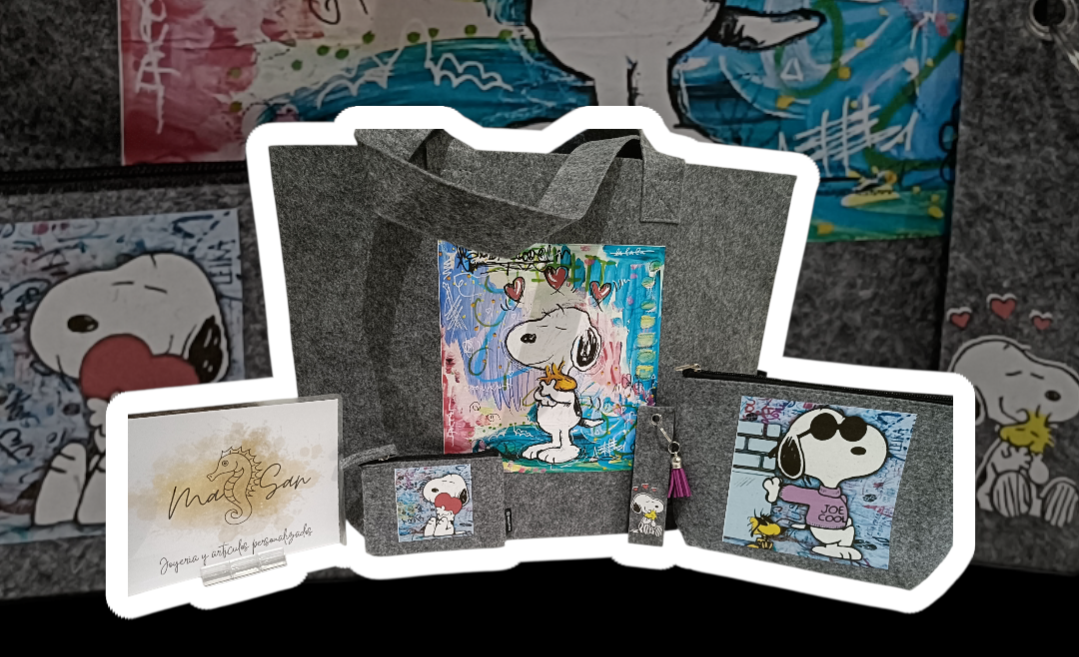 Set bolsa tote, neceser, monedero y llavero en fieltro gris con diseño Snoopy colorido